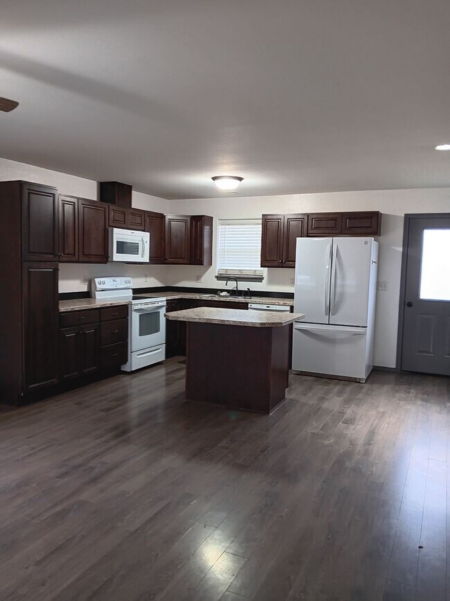 Foto del edificio - 3 Bed House in Elgin