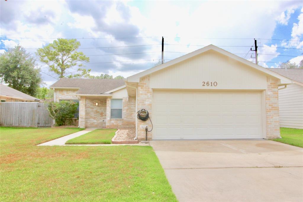Foto principal - 2610 Chimneystone Cir