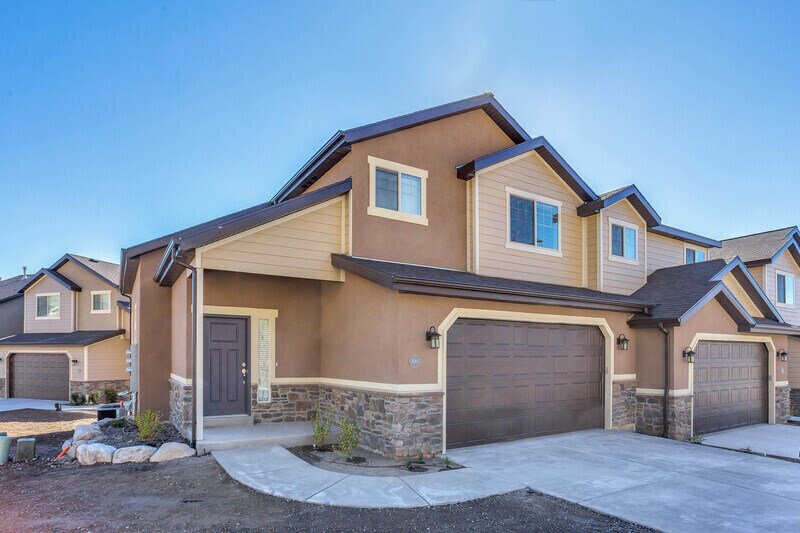 Primary Photo - 1680 E Aspen Summit Dr