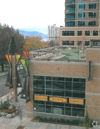 Building Photo - Parkside Tower