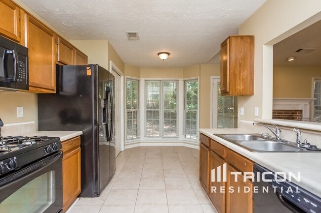 Building Photo - 3252 Poplar Ridge Ct