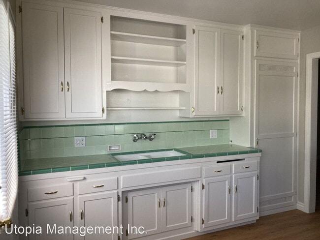 Foto del edificio - 3 br, 1 bath House - 1206 Del Oro Ave