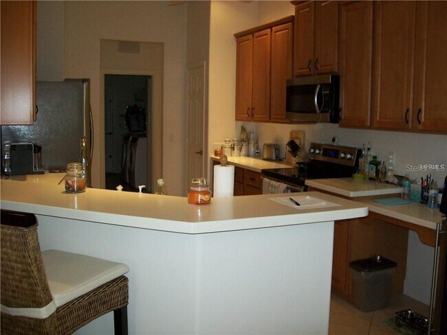 Foto del edificio - 2933 Seasons Blvd