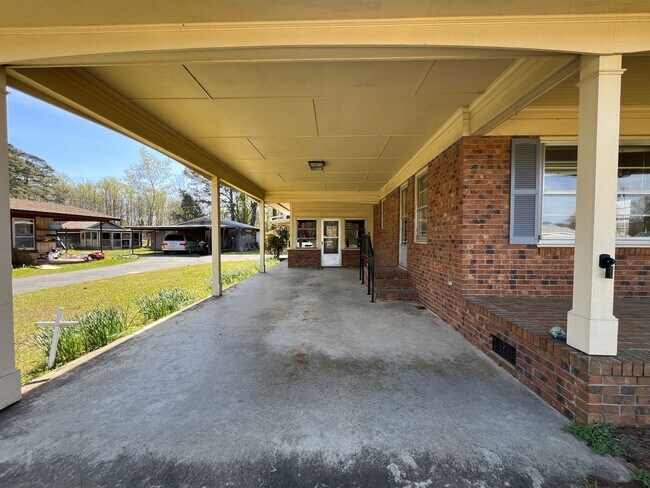 Foto del edificio - 62 Lee's Chapel Church Rd., Dunn