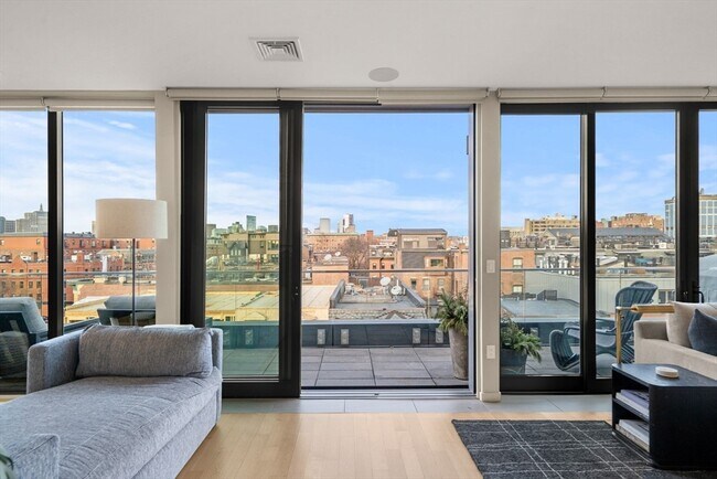 Foto del edificio - 7 E Springfield St