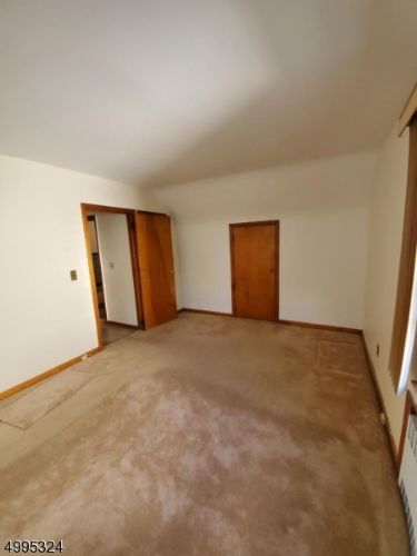 Building Photo - 98 Sanford Ave