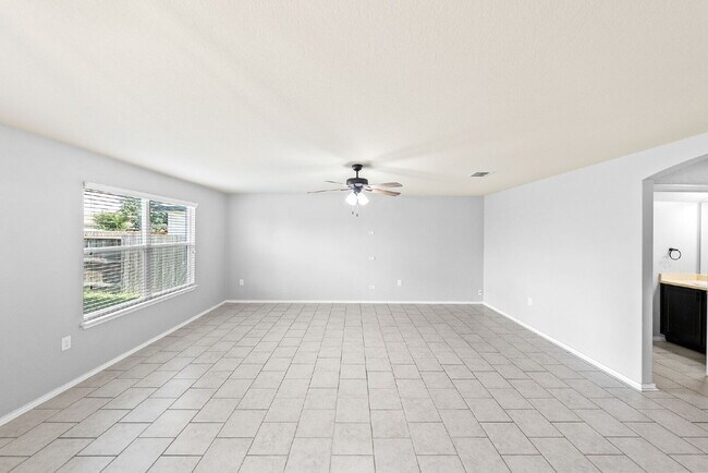 Building Photo - Welcome to The Bowen Floor Plan - UP TO 1 MONTH FREE RENT AVAILABLE!