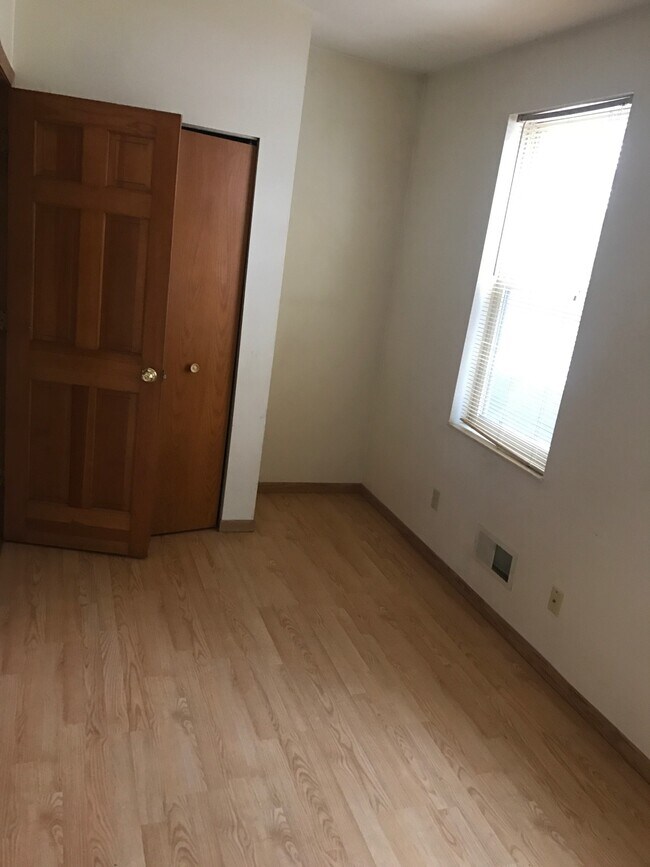 Foto del edificio - 934 W Dayton St