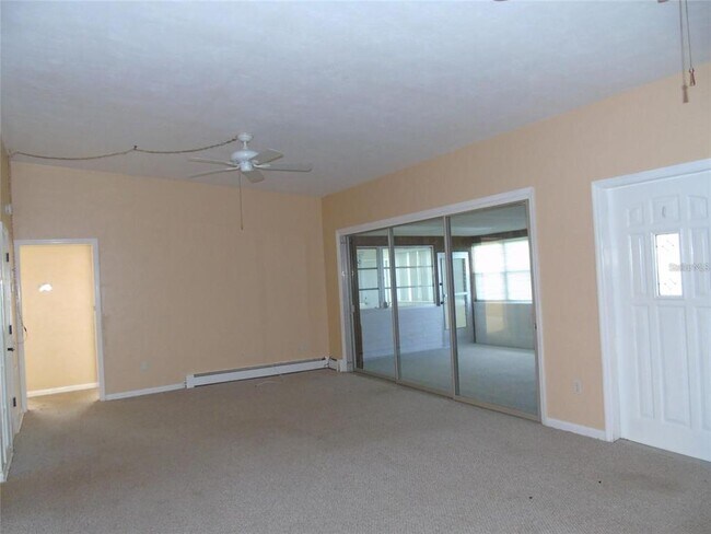 Foto del edificio - 6326 Safford Terrace