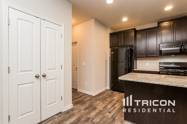 Foto del edificio - 47 Thorndale Ct