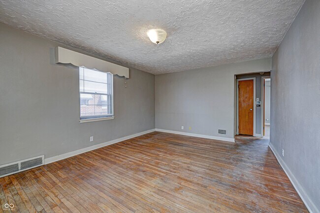 Foto del edificio - 315 S Webster Ave