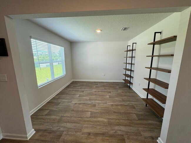 Foto del edificio - Pensacola/Beulah - Bridlewood - 5 bedroom,...