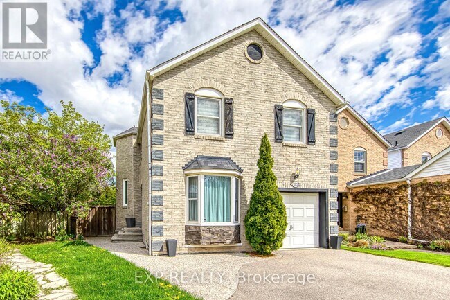 Building Photo - 1225 Hedgestone Crescent