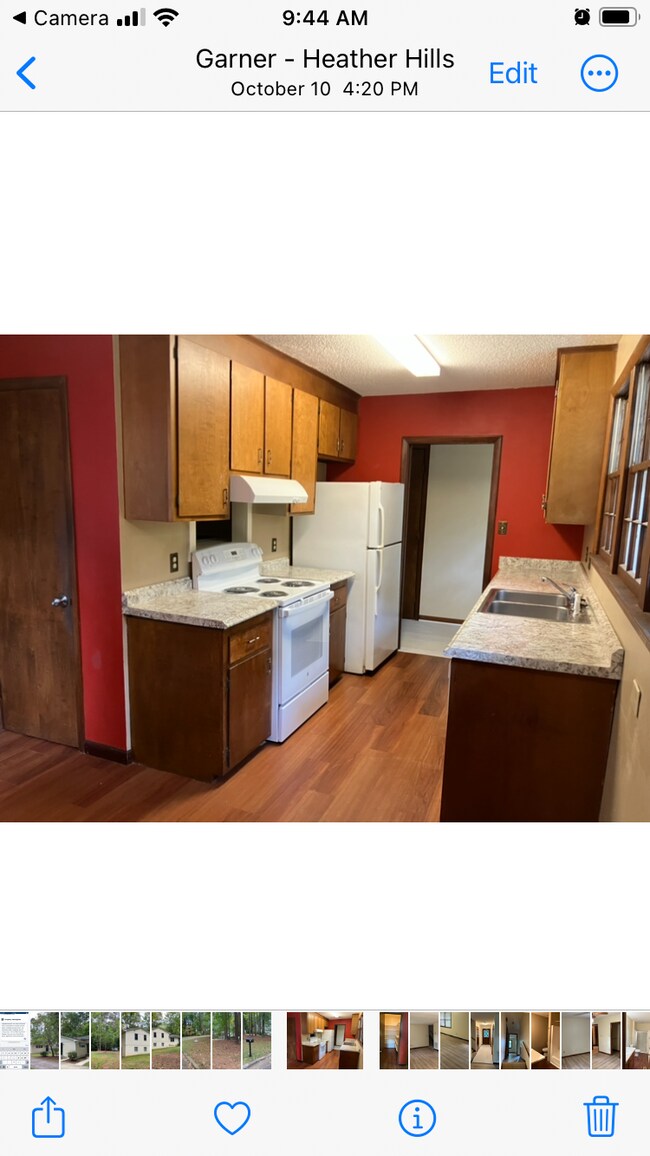 Building Photo - 205 Hutchins Dr