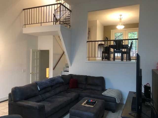 Foto del edificio - 30 Walnut Ct