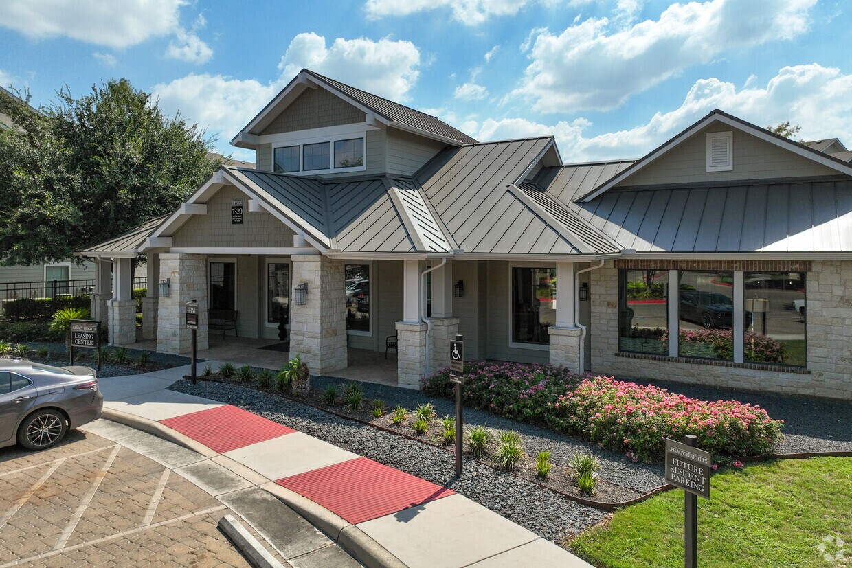 Foto principal - Legacy Heights