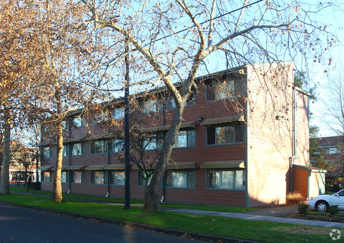 Building Photo - 6th Avenue Apartments