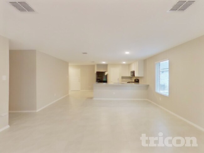 Building Photo - 1704 Clairborne Ct