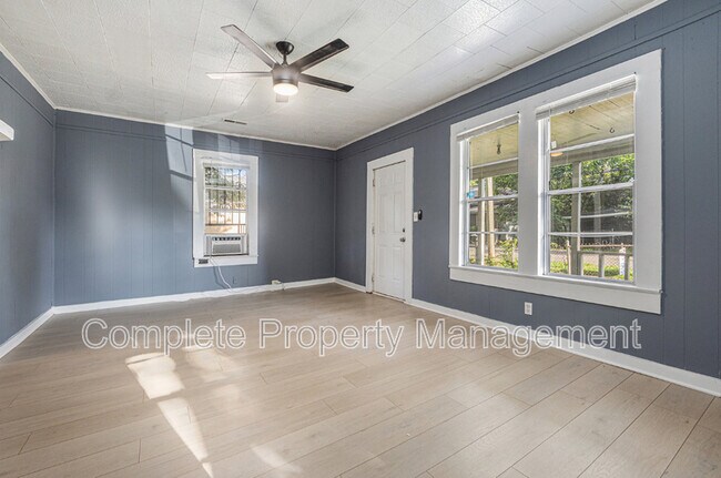 Foto del edificio - 5906 5th St S