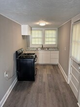 Building Photo - 3011 18th Ave