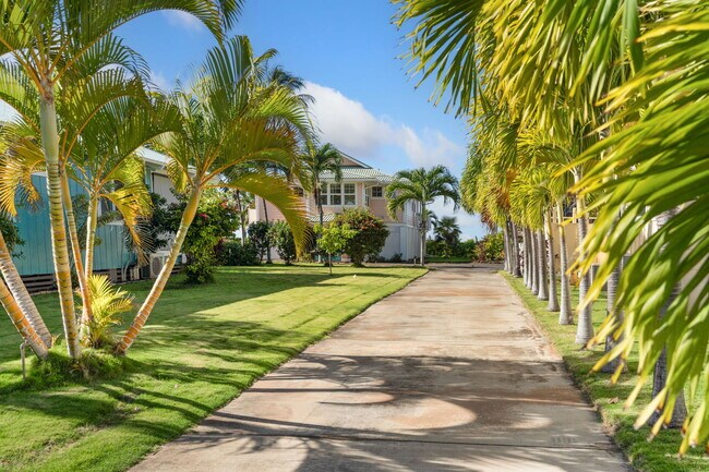 Building Photo - 8624 Elepaio Rd