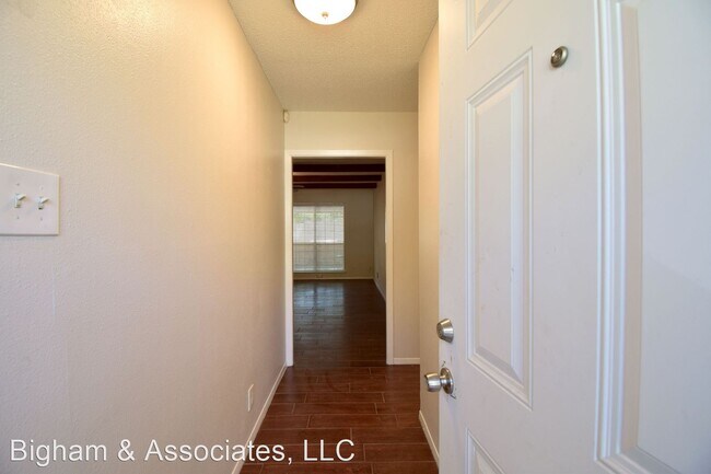 Foto del edificio - 3 br, 2 bath House - 6509 King George Dr.
