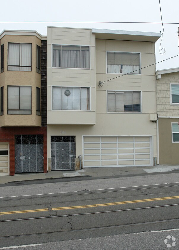 Primary Photo - 2838 Taraval St