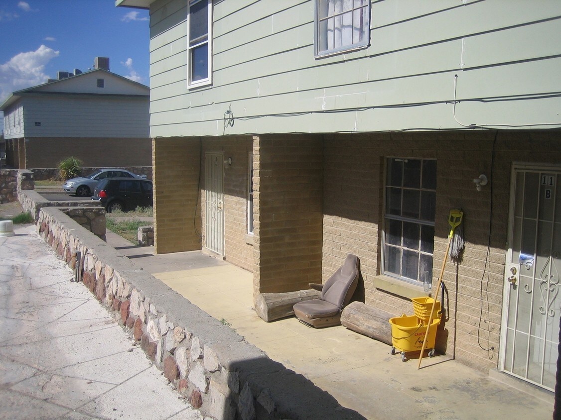 Primary Photo - 3706 Keltner Ave