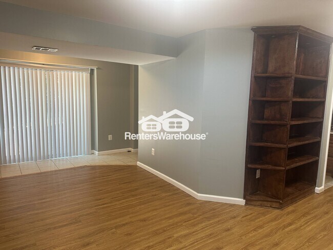 Building Photo - 5613 Harvey Ct