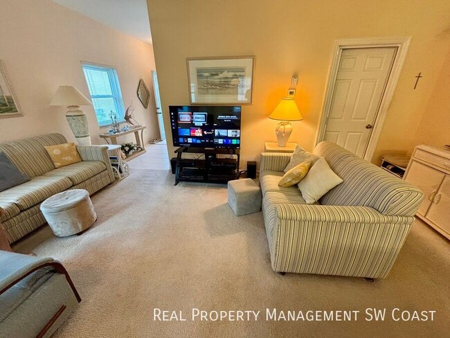 Photo - 10734 Blue Bimini Cir House