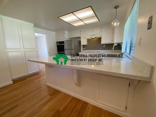 Foto del edificio - 5129 Heavenly Ridge Ln