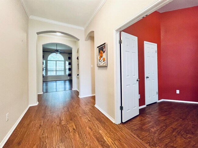Foto del edificio - 2323 Little Elm Trail