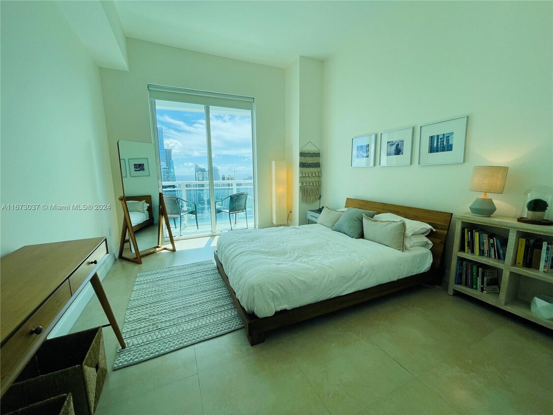 Foto principal - 951 Brickell Ave