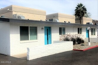 Building Photo - 3141 N 37th St