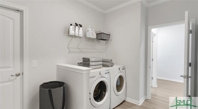 Building Photo - 100 Slade St