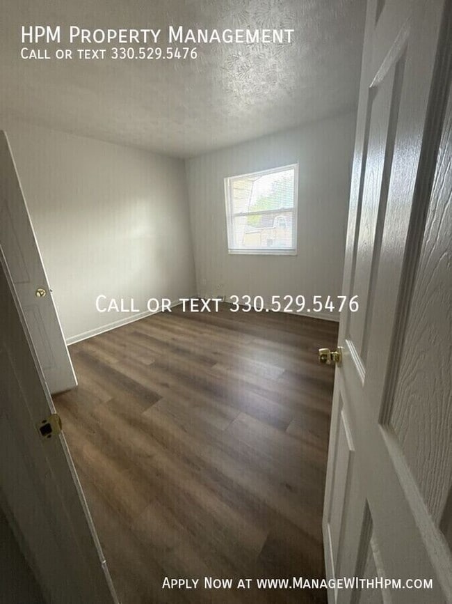Foto del edificio - 143 W Overdale Dr