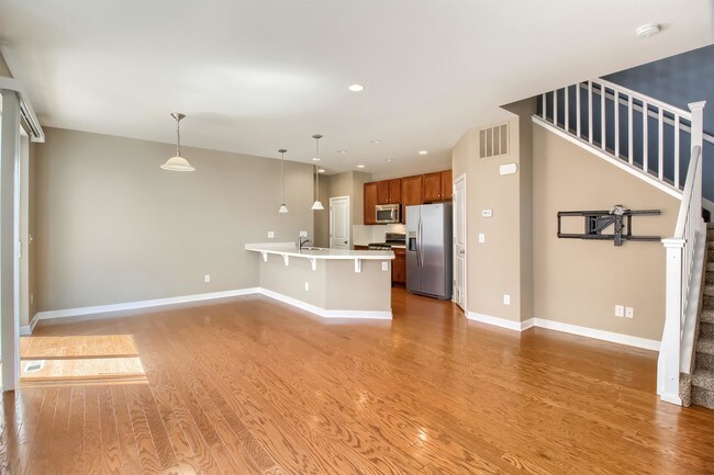 Building Photo - 10316 Tall Oaks Cir
