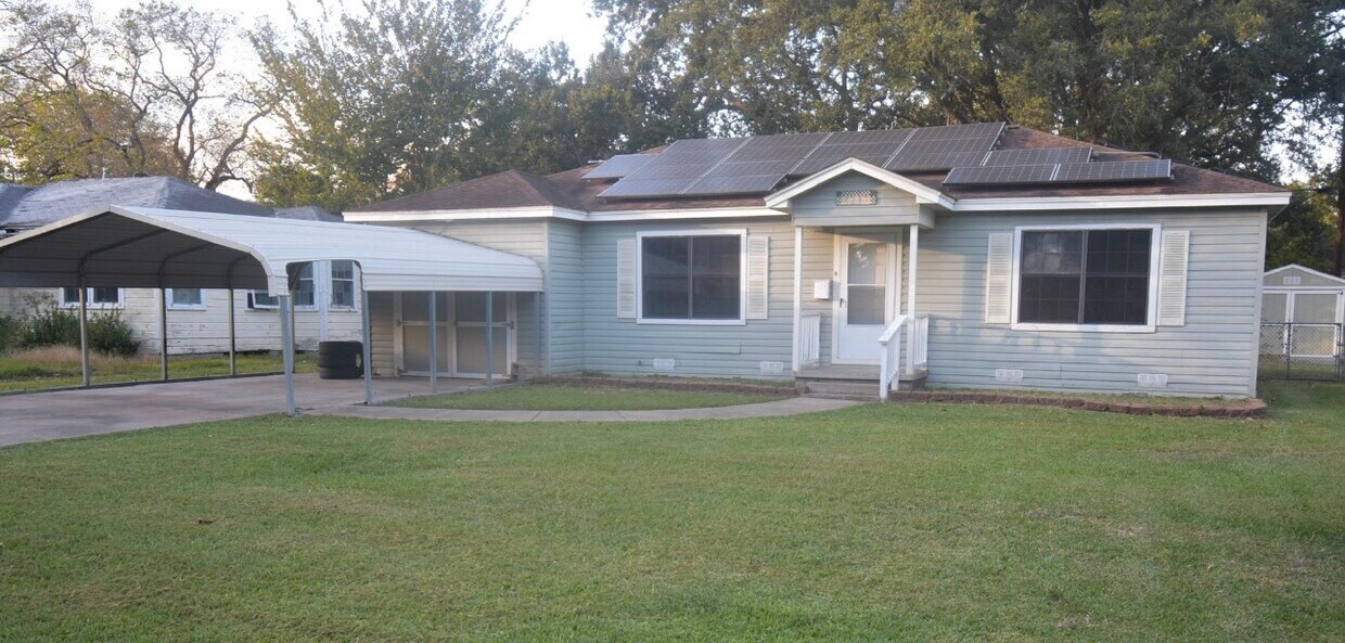 Foto principal - 3217 13th St