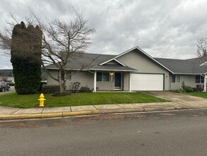 Building Photo - 2107 S 8th St