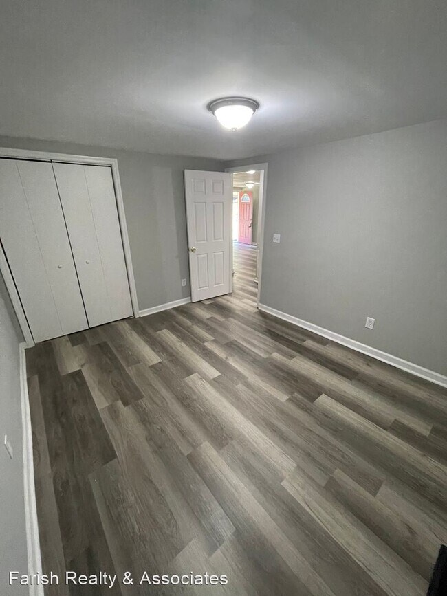 Building Photo - 2 br, 1 bath House - 103-B Tillman Drive