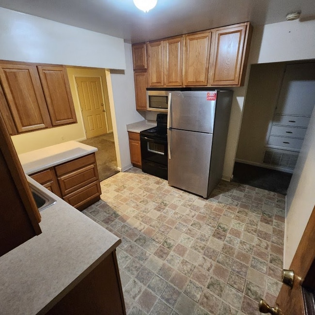 Photo - 213 E Coatsville Ave Apartment