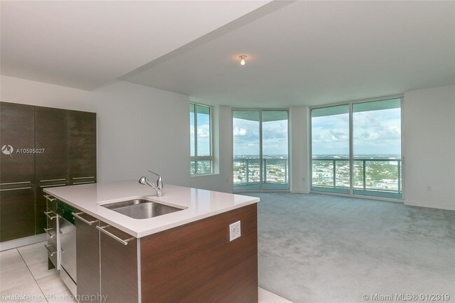 Foto del edificio - 2 br, 2.5 bath  - Quantum On The Bay Condo