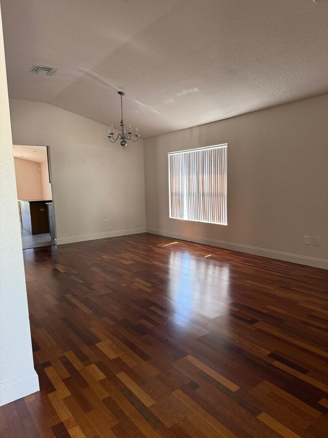 Foto del edificio - 4095 SW 51st Ct