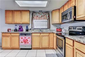 Building Photo - 4488 White Oak Cir