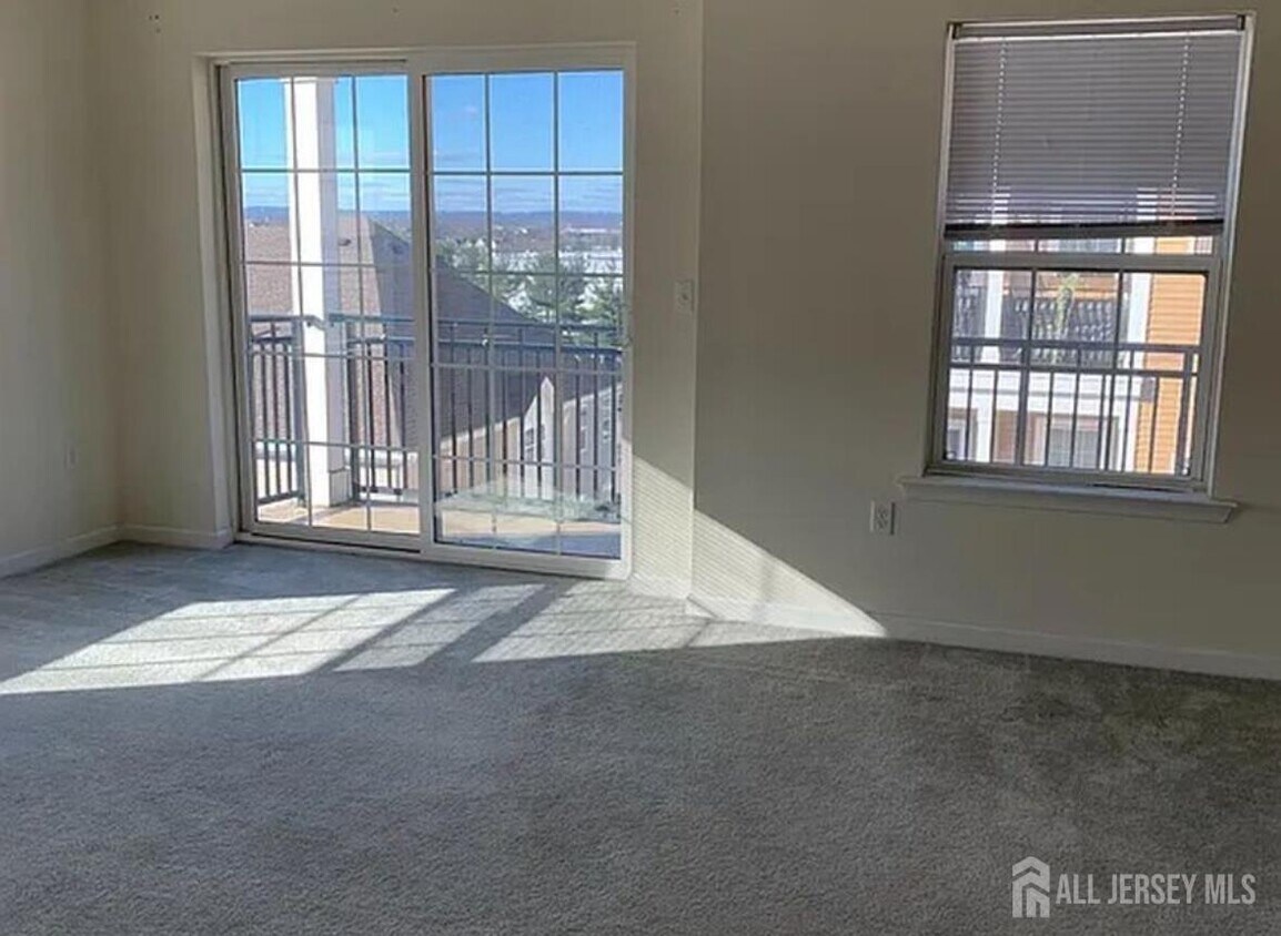 Foto principal - 542 E Celebration Way