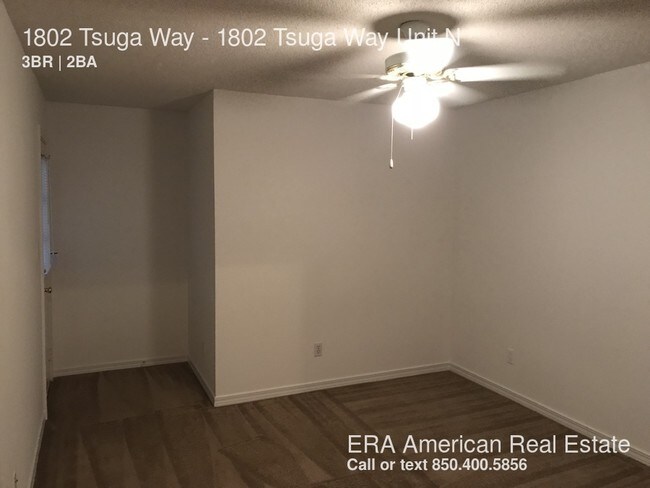 Building Photo - 1802 Tsuga Way