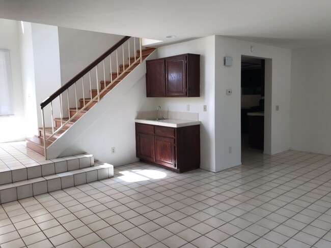 Foto del edificio - 4bd 3ba Charming Home For Rent!