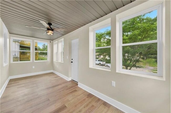 Foto del edificio - 2332 Cooledge Ave