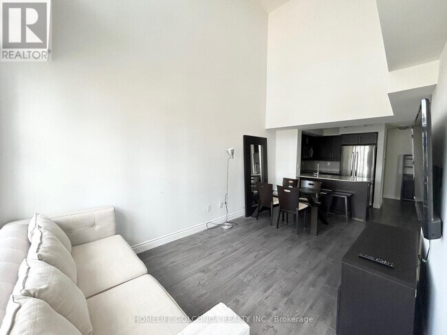 Building Photo - 65 E Liberty St