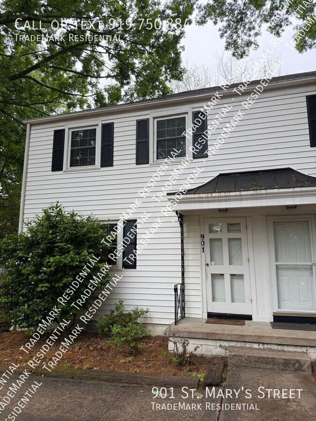 Building Photo - 901 St Marys St